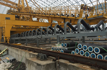 托(tuo)輥施工(gong)現場