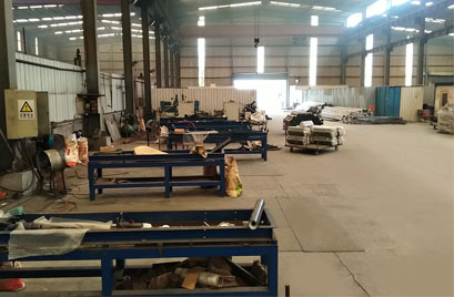 托(tuo)輥組裝車(che)間